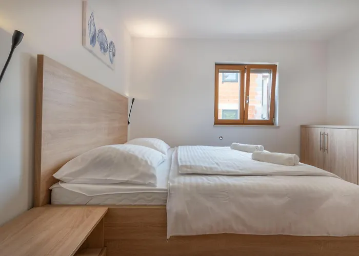 Ferienhaus Rita, A Luxurious Private With A Pool Near The Sea *
