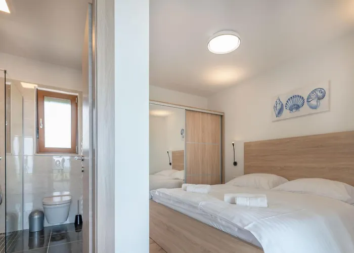 Ferienhaus Rita, A Luxurious Private With A Pool Near The Sea